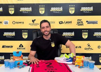 Goleiro Tiago anuncia aposentadoria no fim de 2024