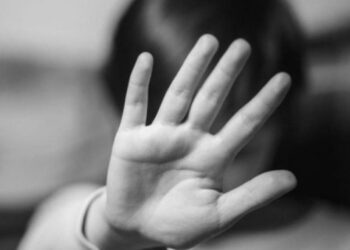 Menino de 6 anos sofre abuso sexual do filho da babá em Jaraguá do Sul