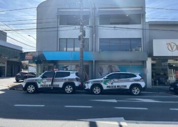 Urgente: Bandidos estouram cofre e levam dinheiro de cooperativa de crédito em Jaraguá do Sul
