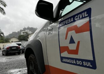 Defesa Civil de Jaraguá do Sul monitora áreas de risco devido a indicativo de chuvas fortes