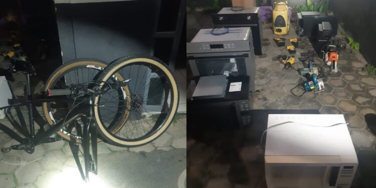 Homens são presos com mais de 20 itens furtados em Jaraguá do Sul