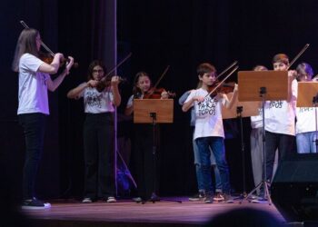 Projeto Música Para Todos está com inscrições abertas em mais de dez modalidades