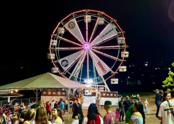 Mais de 10 mil pessoas já andaram na roda gigante durante a Schützenfest