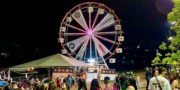 Mais de 10 mil pessoas já andaram na roda gigante durante a Schützenfest