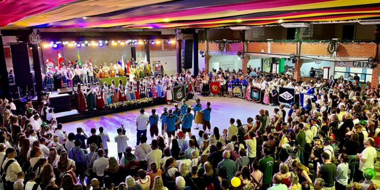 Mais de 6 mil pessoas prestigiam a abertura da 34ª Schützenfest