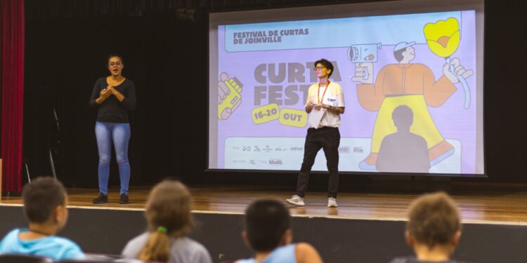 Jaraguá do Sul recebe exibição gratuita de curtas-metragens vencedores do Festival Curta Fest
