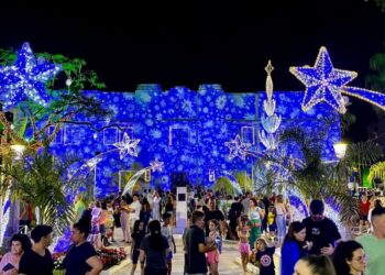 [Vídeo] Luzes de Natal são acesas em Jaraguá do Sul