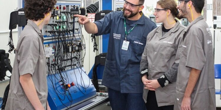 SENAI de Jaraguá está com inscrições abertas para curso técnico gratuito