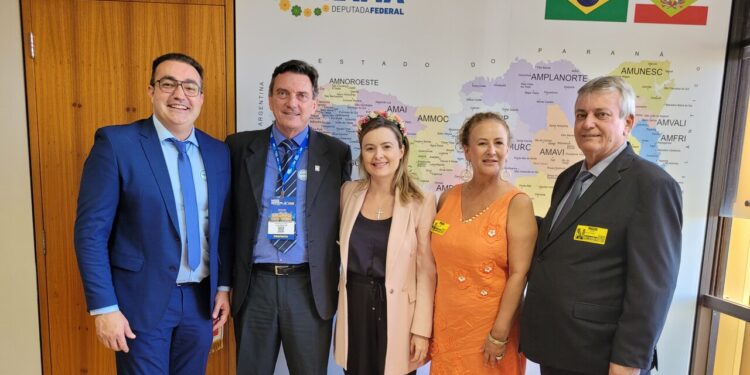 Viagem à Brasília marca mais uma etapa da transição do governo municipal de Guaramirim