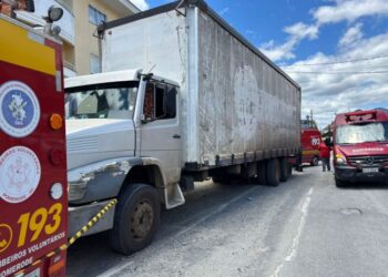 Mãe e filha morrem após serem atingidas por caminhão em Pomerode