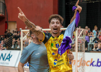 Autor do gol do título do Catarinense, Jamur renova com o Jaraguá Futsal