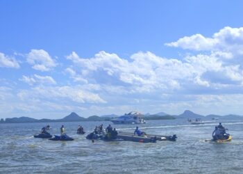 [Vídeo] Bebê de oito meses se afoga e é resgatada em estado gravíssimo após tempestade  em São Francisco do Sul