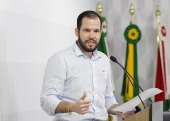 Câmara aprova projeto que inclui professores e servidores na merenda escolar em Jaraguá do Sul