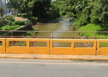 Morador de rua morre após ser jogado de ponte em Jaraguá do Sul