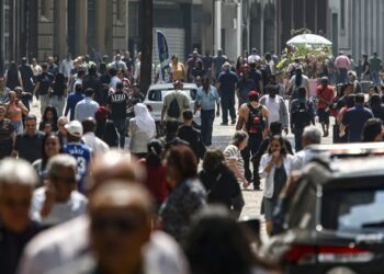 Desemprego no Brasil cai para 6,1% e atinge menor patamar da história