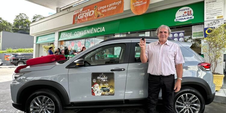 Entrega de veículo Fiat Pulse 0km celebra sucesso do Natal Mágico 2024 da CDL Jaraguá do Sul