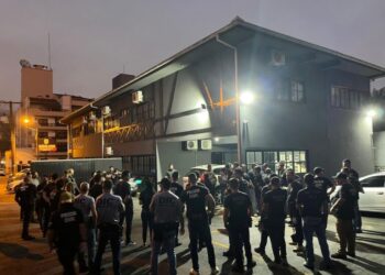 Polícia Civil de SC cumpre 37 ordens judiciais em operação contra tráfico interestadual