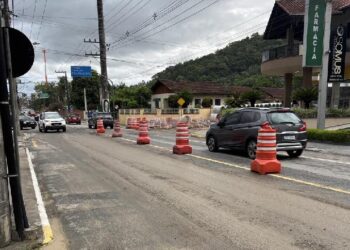 Liberado o trânsito nas ruas Roberto Ziemann e Jorge Czerniewicz, em Jaraguá do Sul