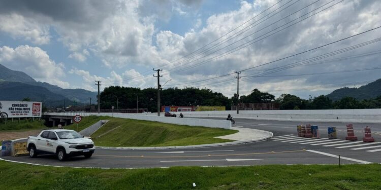 Obras na Ponte do Portal entre Jaraguá do Sul e Guaramirim entram na fase final