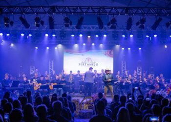 Orquestra Henrique Uebel apresenta turnê “Pra Sempre Sertanejo” em Guaramirim