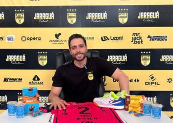 Jaraguá Futsal inicia venda de ingressos para jogo de despedida do goleiro Tiago