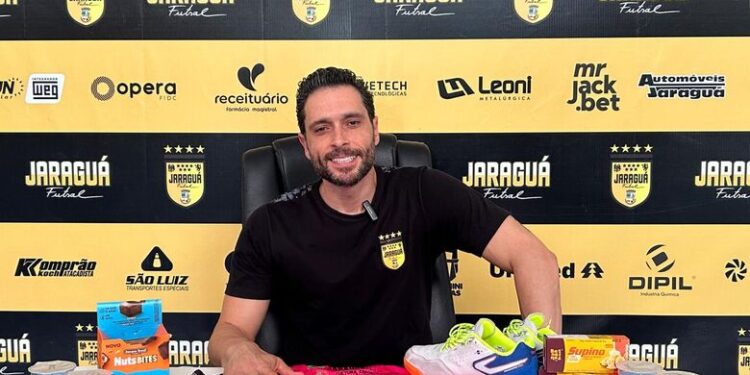 Jaraguá Futsal inicia venda de ingressos para jogo de despedida do goleiro Tiago