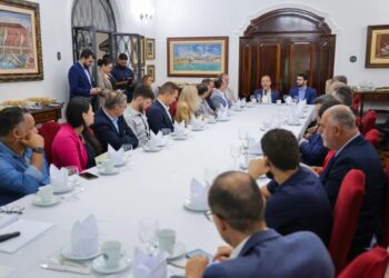 Jorginho Mello confirma Carlos Chiodini na Secretaria de Agricultura de SC