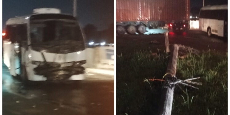 [Vídeo] Micro-ônibus bate contra poste em Guaramirim