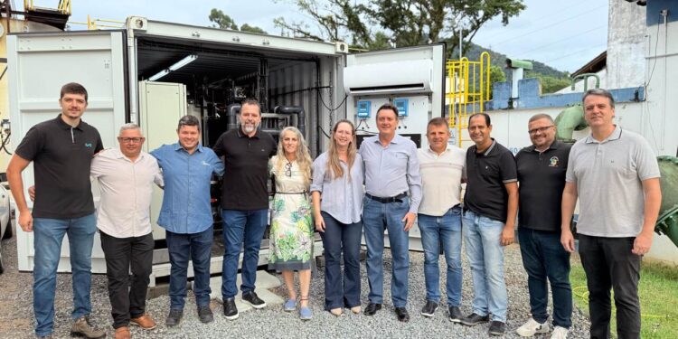 Prefeitura de Guaramirim oficializa funcionamento da ETA Móvel