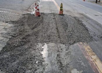 Concluída a limpeza da rede de drenagem na rua José Theodoro Ribeiro, em Jaraguá do Sul