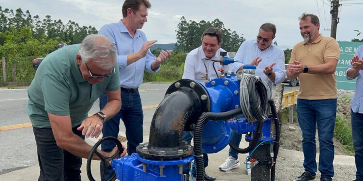 Samae de Jaraguá do Sul inicia fornecimento de água para bairro de Guaramirim
