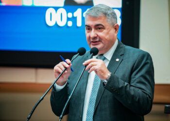 Lunelli defende projeto de internação involuntária de dependentes químicos em SC