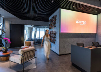 Cinco Anos de Confiança e Crescimento: Warren Reforça Compromisso com Investidores Catarinenses