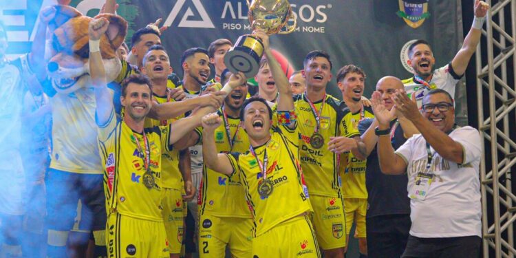 Jaraguá goleia APAFF/Florianópolis e conquista a Recopa Catarinense