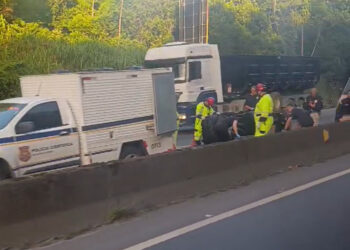[Vídeo] Homem morre em acidente na BR-101, em Joinville