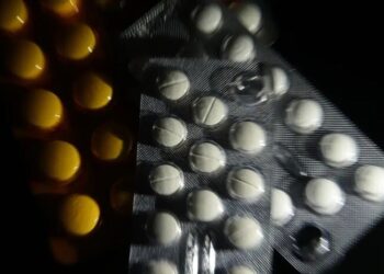 Preço máximo de medicamentos sobe a partir desta segunda-feira (31)