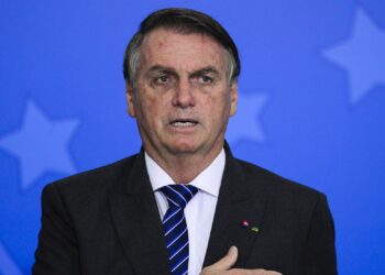 Bolsonaro e mais sete pessoas viram réus por tentativa de golpe de Estado