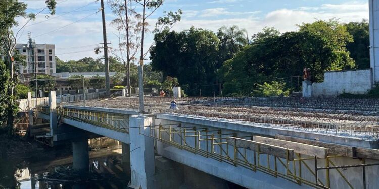 Nova ponte em Jaraguá do Sul está com 65% da estrutura construída