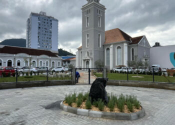 Praça da Comunidade Luterana será entregue em maio no Centro de Jaraguá do Sul