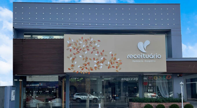 Receituário Farmácia Magistral está contratando auxiliar de limpeza em Jaraguá do Sul