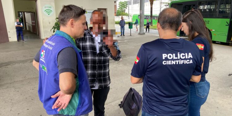 Homem dado como desaparecido pela família é encontrado morando na rua em Jaraguá do Sul