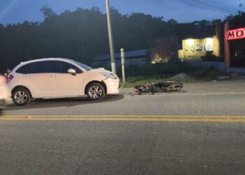 [Foto e vídeo] Motociclista é encaminhado ao hospital após acidente em Jaraguá do Sul