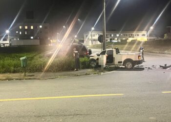 [Fotos e vídeos] Dois carros se envolvem em acidente em Jaraguá do Sul