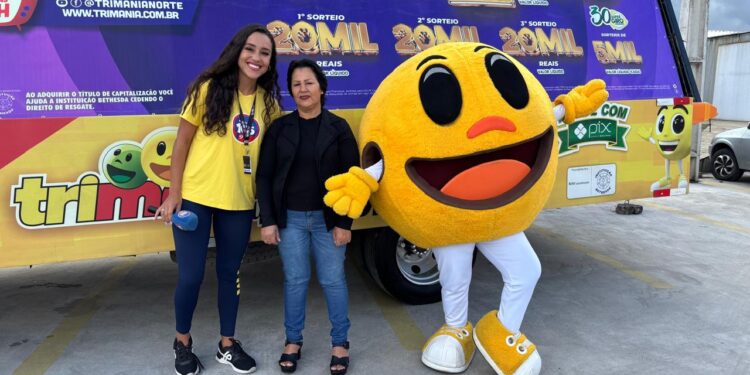 [Vídeo] Moradora de Jaraguá do Sul fatura R$ 500 mil na Trimania