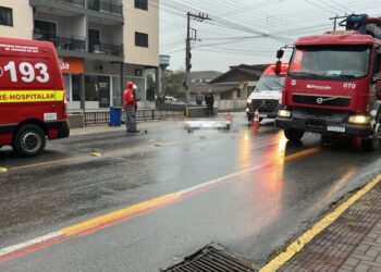 [Vídeo] Motociclista morre em acidente em Jaraguá do Sul