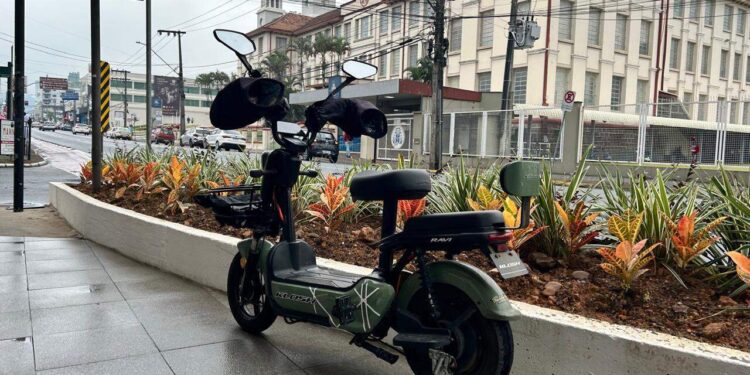 Aprovada lei que regulamenta circulação de ciclomotores e bicicletas elétricas em Jaraguá do Sul