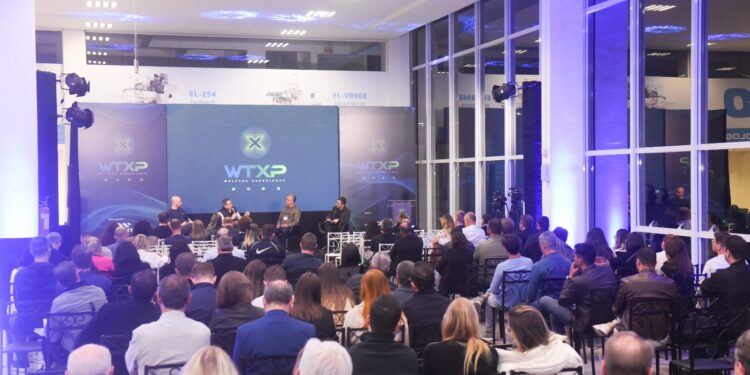 Grupo Soma, Renner, C&A falam sobre inovação e tecnologia no palco do WTXP