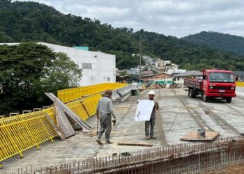 Construção de nova ponte em Jaraguá do Sul avança com etapa de concretagem
