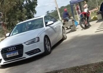 Carro é furtado no Centro de Corupá