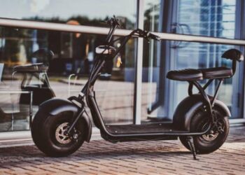 Regras para uso de veículos individuais elétricos entram em vigor no domingo (06)